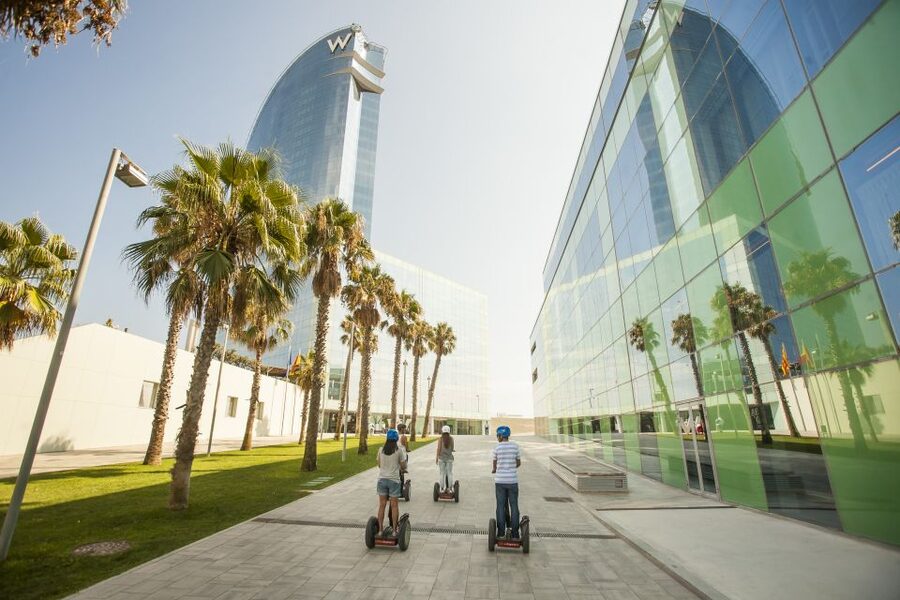 Barcelona: Old Port and Gothic Quarter Guided Segway Tour - Port Vell to the marina: yachts, sea breeze, and a calmer city rhythm