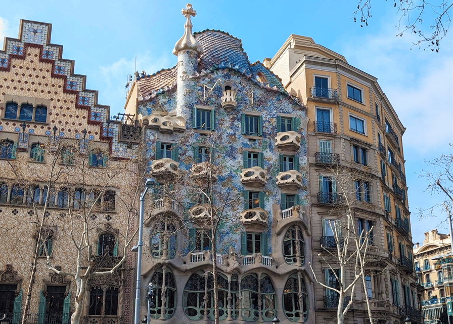 Barcelona: Old Town Private Walking Tour of Past and Present - Who This Tour Suits (and Who Might Want a Different Option)