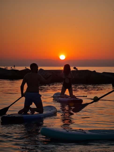 Barcelona: Paddleboarding at Sunrise. Includes: instructor, photos, equipment - Photos and videos: the sunrise souvenir system that actually works