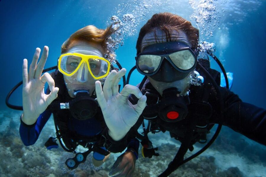 Barcelona: PADI Discover Scuba Diving - PADI Discover Scuba in Barcelona: what the 2-hour experience is like