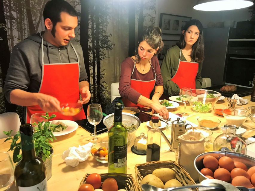 Barcelona: Paella Cooking Workshop and Market Tour - Unlimited Drinks, One Big Meal, and How the Pacing Works
