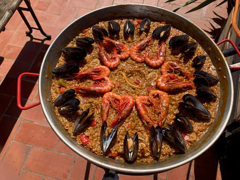 Barcelona: Paella Seafood Master Cooking Class with Sangria - What you actually cook: seafood paella plus the Catalan lineup