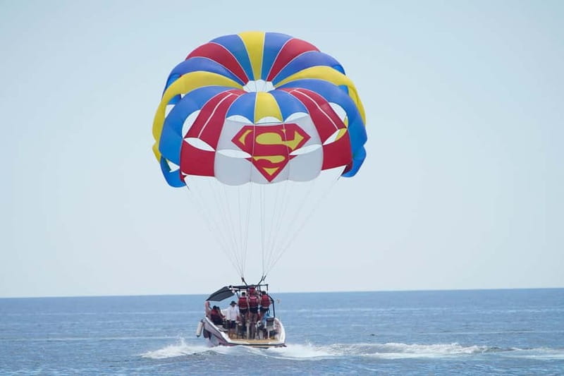 Barcelona: Parasailing magic flight and views above the sea - What to know about photos: when to pay and when to pass