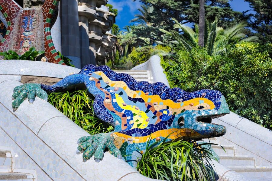 Barcelona: Park Güell and Gaudí House Museum Entry Ticket - Getting to Park Güell: Entrances, Escalators, and Fewer Headaches