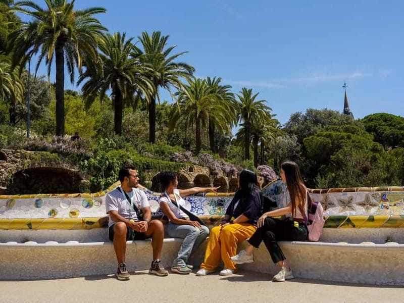Barcelona: Park Guell Guided Tour with Skip The Line Entry - Carmel Hill Walk: From El Drac to the Big Ideas