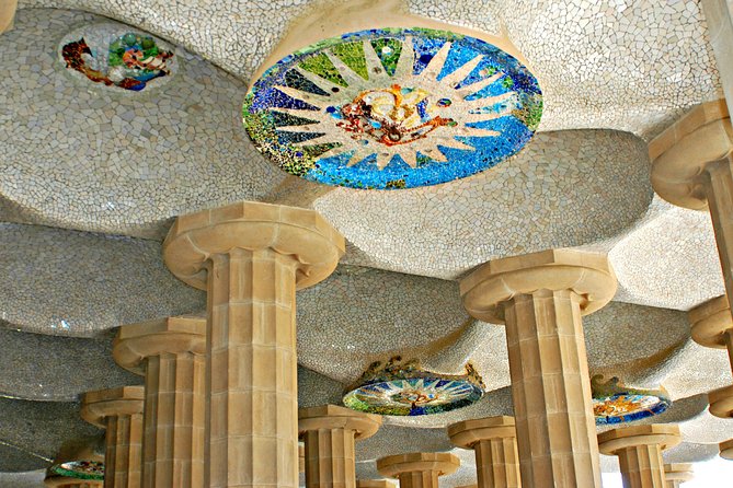Barcelona: Park Guell Guided Tour with Skip the Line Ticket - Should You Book This Park Güell Tour?