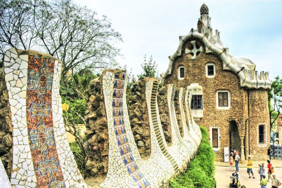 Barcelona & Park Güell: Private Half-Day Tour with Pickup - Key things I’d mark as the deal-makers