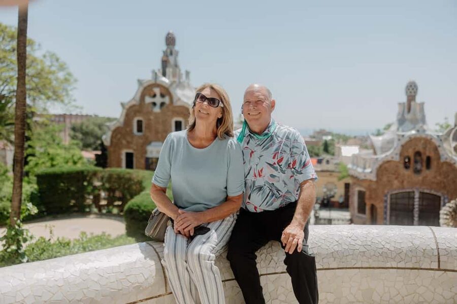 Barcelona: Park Güell, Sagrada Familia, Cable Car & More - Montjuïc views and the cable car to Barceloneta: skyline, sea air, and a breather