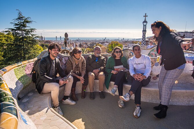 Barcelona: Park Guell Small Guided Tour & Skip the Line Ticket - Small-group energy: why 12 people feels right