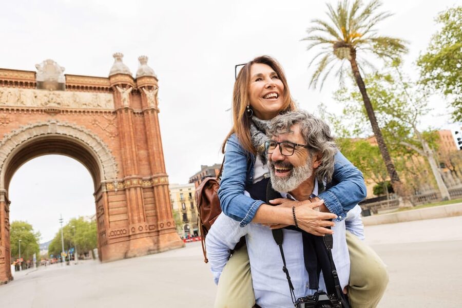 Barcelona:Pass with Casa Battló, Casa Milà, Teleferic & more - Views and neighborhoods: Miradors, Poble Espanyol, and the Gothic Quarter walk