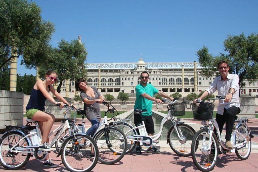 Barcelona: Personalized Private E-Bike Tour - The one snag to plan around: tour operations and bike handoff