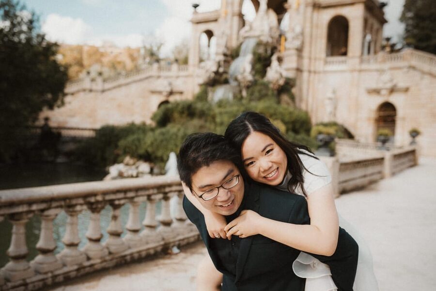 Barcelona: Photo Shoot + Exclusive Video of the Best Moments - The Gothic Quarter stop: medieval streets, guided framing, and real moments