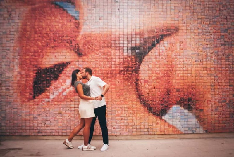 Barcelona: Photo Shoot Tour in El Gothico - Quick hits before you go