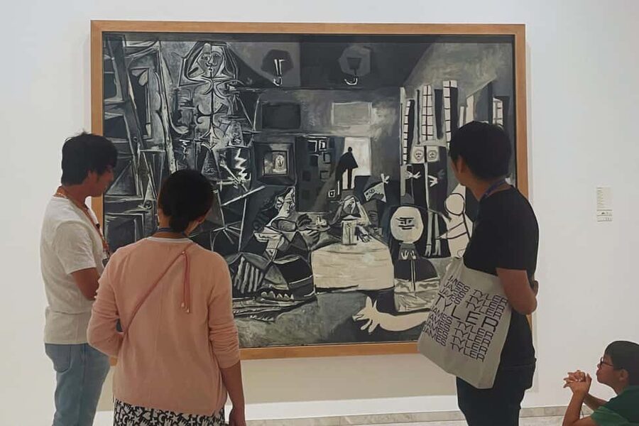 Barcelona: Picasso Walking Tour & Guided Museum Experience - Why this tour starts at Plaça de Catalunya (and why that matters)