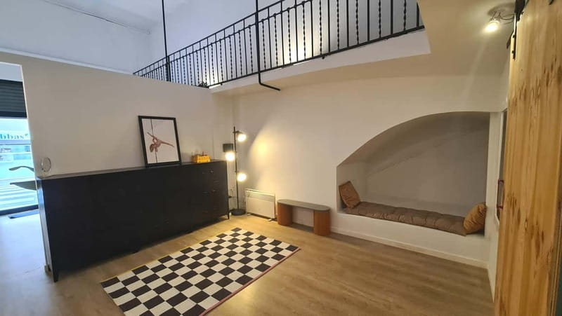 Barcelona: Pole Dancing Class - Key things to know before you go