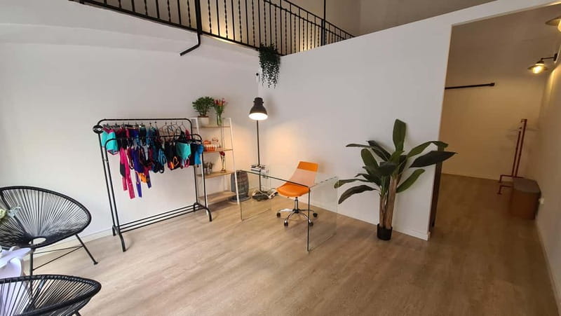 Barcelona: Pole Dancing Class - Why a beginner pole class in Barcelona beats a typical night out