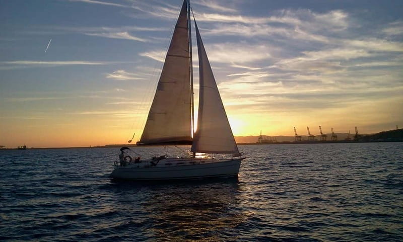 Barcelona: Premium Shared Sunset Cruise (Drinks & Snacks) - Sunset Cruise From Port Olimpic: why this view works