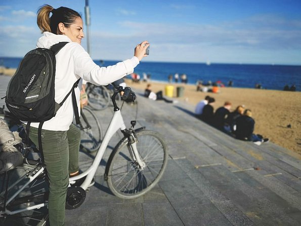Barcelona Private Bike/eBike Tour & Sagrada Familia Tickets - Returning the bikes and transitioning to Sagrada Familia