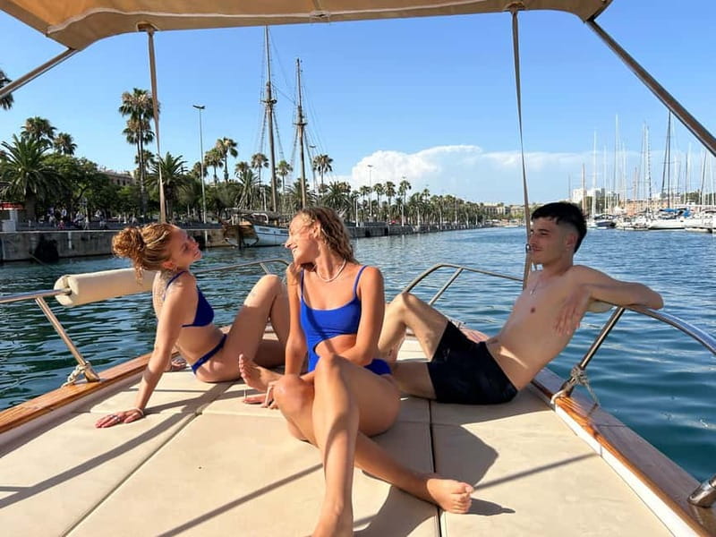 Barcelona: Private Classic Yacht Tour with Drinks - Quick Why-This-Tour-Works Highlights