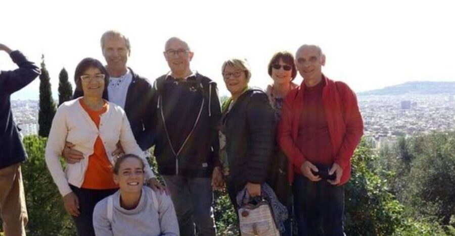 Barcelona: Private custom tour with a local guide - A private Barcelona guide saves you from the guesswork