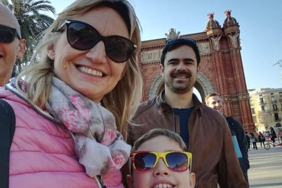 Barcelona: Private custom tour with a local guide - Walking plus public transport: how to keep it comfortable
