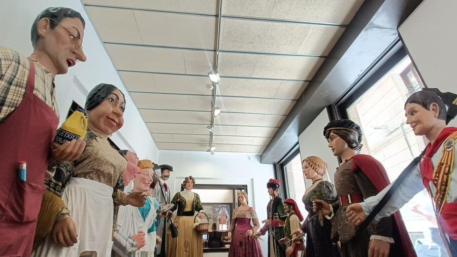 Barcelona private Family-Friendly Cultural & Food Tour - Choosing tastings you can actually enjoy (especially with picky eaters)