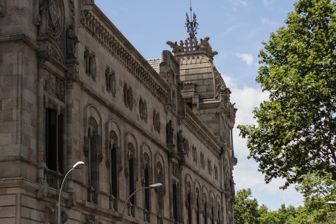 Barcelona Private Food Tour: Tapas, Paella & 8+ Food Tastings - Guide Style Matters: What to Expect From Miguel and Muriel-Level Storytelling