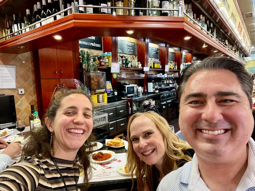 Barcelona private food tour with tailored tapas - The market stop: why the timing matters and what happens if it’s closed