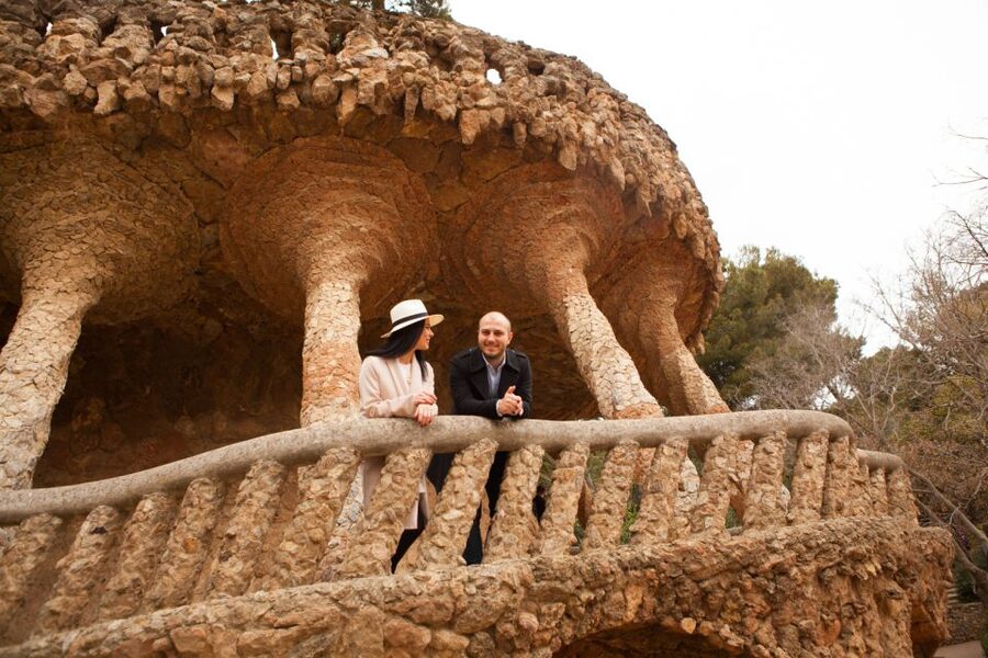 Barcelona: Private Full Park Güell Photoshoot - The photos: 25 retouched images and what that means for value