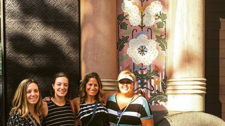 Barcelona: Private Gaudi Tour to Casa Mila & Casa Vicens - The subway ride to Casa Vicens: efficient pacing, less stress