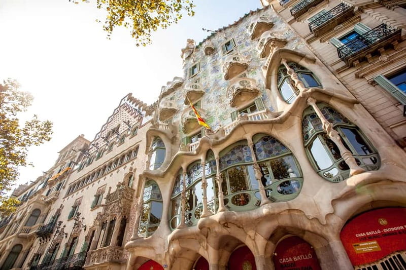 Barcelona: Private Group Bike Tour - Optional Sagrada Familia add-on: when it makes sense
