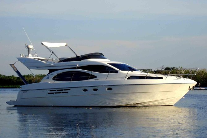 Barcelona Private Luxury Motor Yacht Sunset Cruise with Drinks - Onboard comfort: towels, motion stabilization, and the drinks-and-music flow