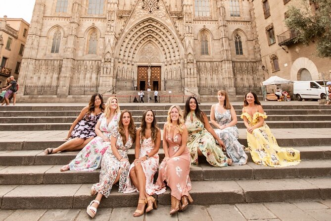 Barcelona Private Photoshoot at Cathedral & Kiss Wall - Key things I’d pay attention to
