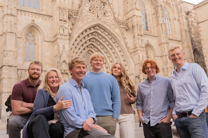 Barcelona Private Photoshoot at Cathedral & Kiss Wall - Should you book Barcelona Private Photoshoot at Cathedral & Kiss Wall?