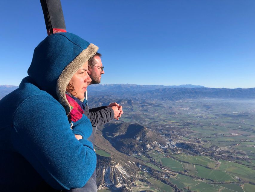Barcelona: Private Romantic Balloon Flight - Small practical notes: what to bring so your morning stays comfortable