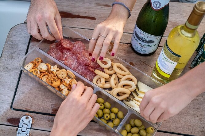 Barcelona: Private Sailing cruise with drinks & snacks - Snacks and Drinks: What the Boat Supplies (and Why It Matters)