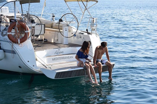 Barcelona: Private Sailing cruise with drinks & snacks - Private Group = More Comfort, Less Waiting