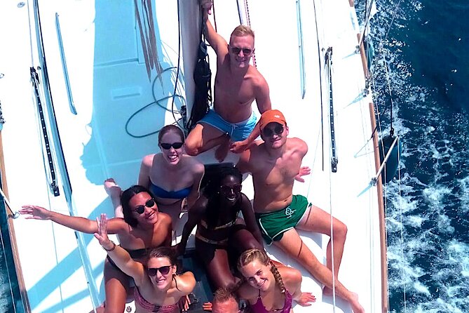Barcelona Private Sailing with Open Bar & Snacks (max 9) - Choosing Your Cruise Length: 2, 3, or 4 Hours (and How It Affects the Mood)