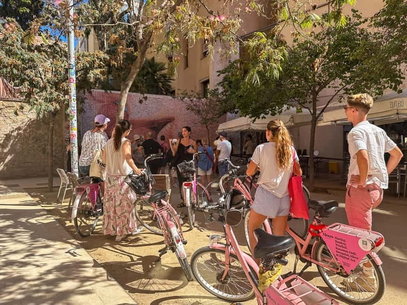 Barcelona | Private StreetArt Bike Tour - La Gamba and the Negrelab area: where local creativity shows up