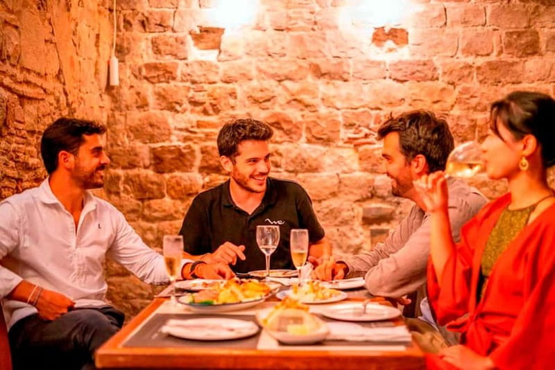 Barcelona: Private Tapas & Wine with Flamenco Show Old Town - Palau Dalmases: why the flamenco feels more intense here
