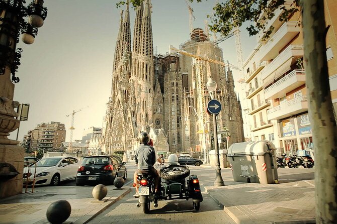 Barcelona Private Tour by Sidecar Motorcycle - From Columbus Monument to Port Vell and the Old Port