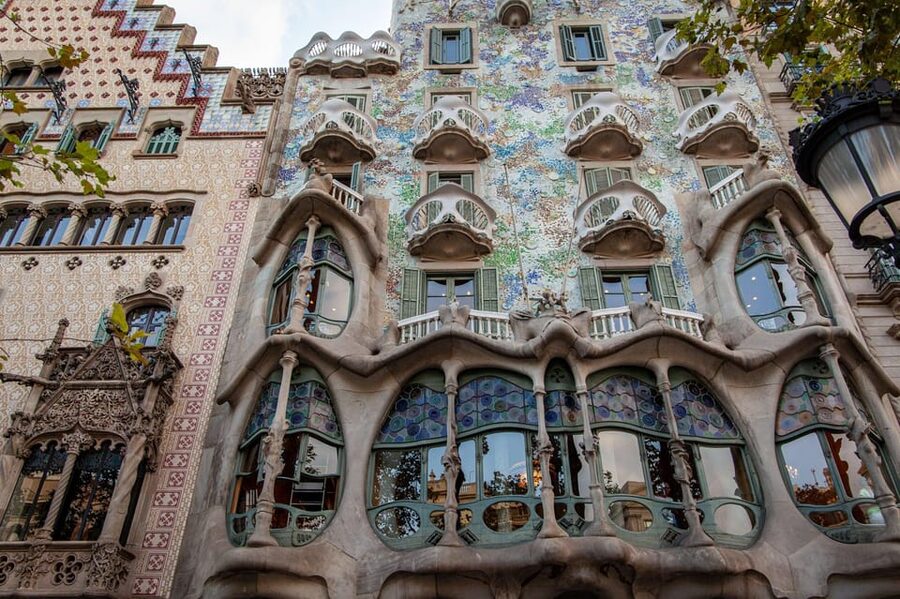 Barcelona: Private Tour of Casa Batllo with Reserved Access - Going inside with FastPass and your self-guided plan
