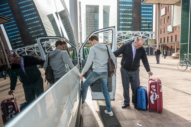 Barcelona Private Transfer from Cruise Port to Barcelona Airport - Reliability in the real world: what the 3.2 rating is telling you