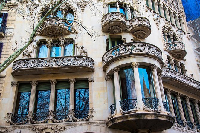 Barcelona Private Walking Tour through the City of Gaudi - Plaça Catalunya to Passeig de Gràcia: the center-to-Eixample transition
