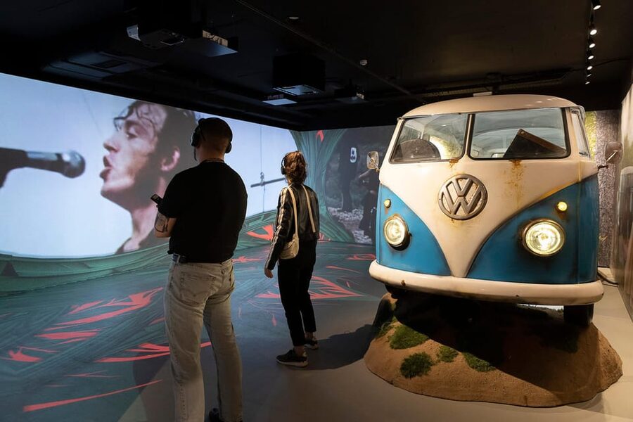 Barcelona: Rock Museum- Guitar Legends Hall - Interactive record stores and vintage jukebox stops