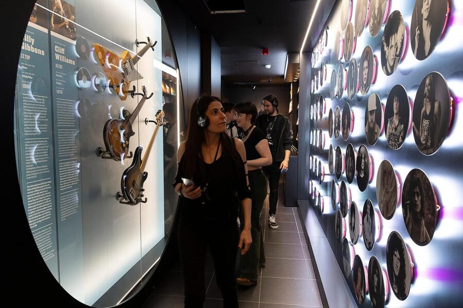 Barcelona: Rock Museum- Guitar Legends Hall - Rules you should know before you go