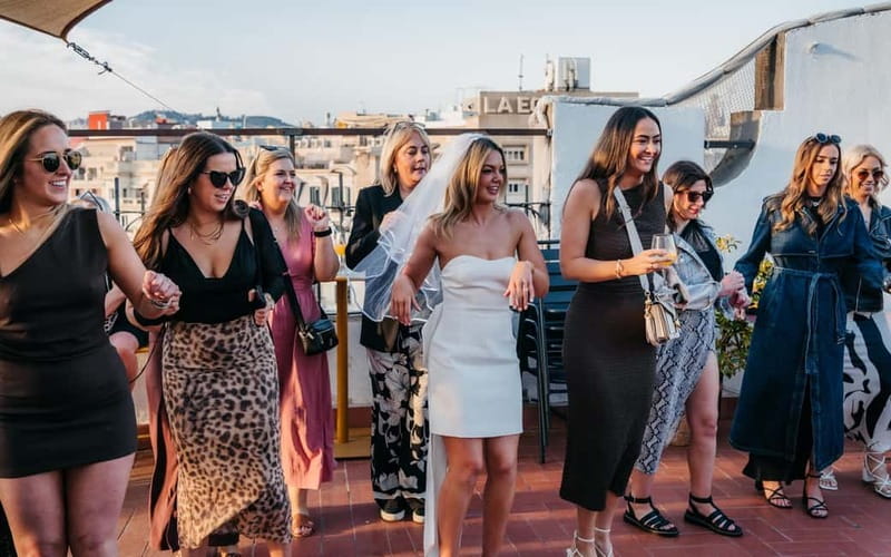 Barcelona: Rooftop Salsa Class with Bottomless Sangria - Rooftop Salsa and Sangria: what this experience is really like