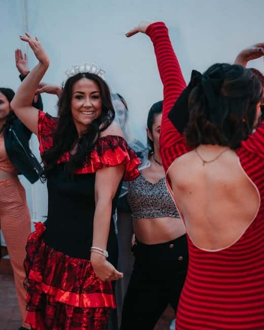 Barcelona: Rooftop Salsa Class with Bottomless Sangria - Price and value: is $60 a good deal?