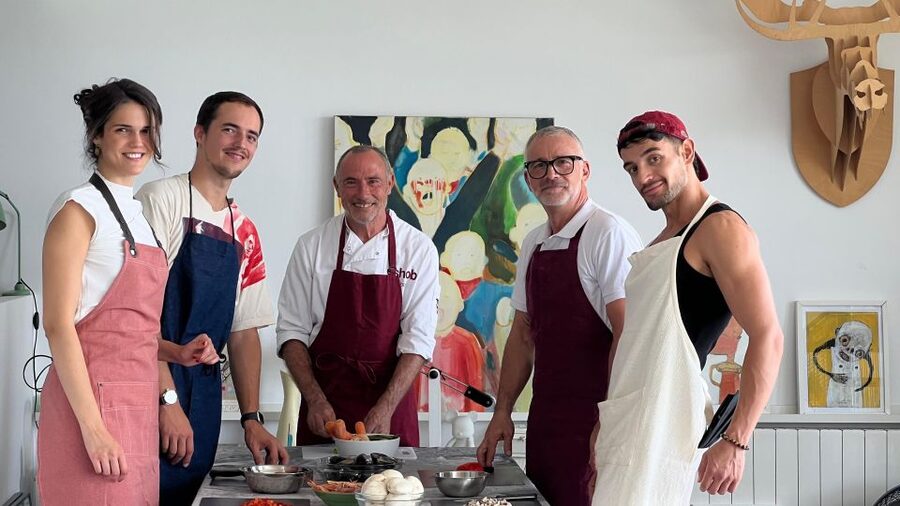 Barcelona: Rooftop Tapas and Sangria Class with a Chef - Key things to know