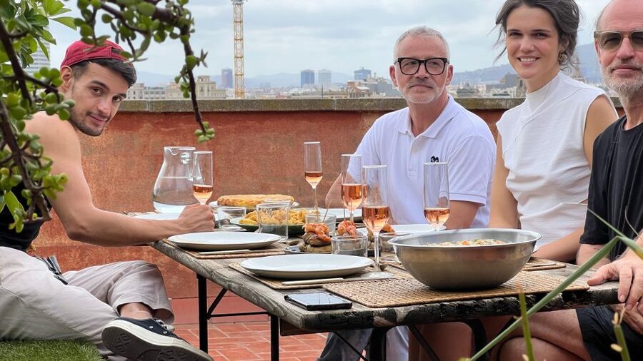 Barcelona: Rooftop Tapas and Sangria Class with a Chef - Getting to Chef Alfonso’s place near Port Vell